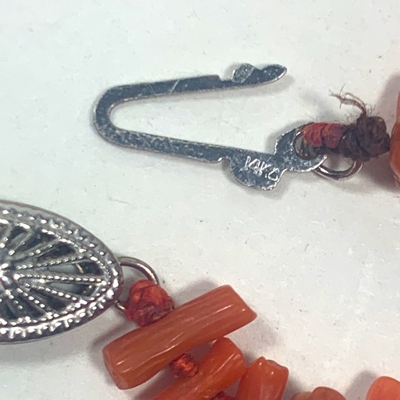 Vintage Branch Coral Necklace with 14k Clasp - Picture 6 of 7